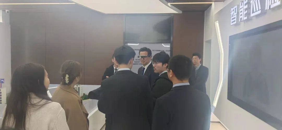 微信图片_20211209005315.jpg